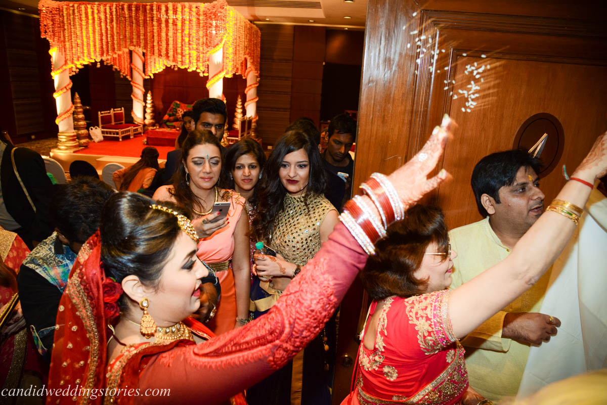 CANDID WEDDING STORIES-101