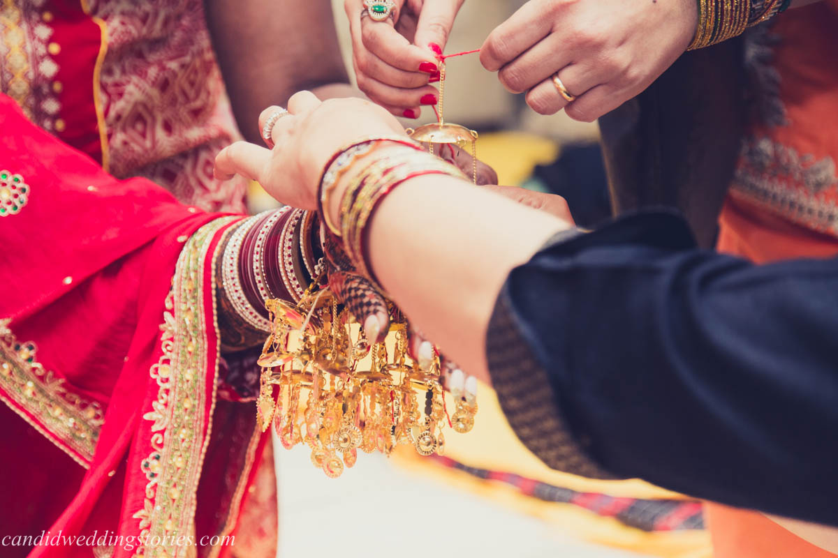 CANDID WEDDING STORIES-35