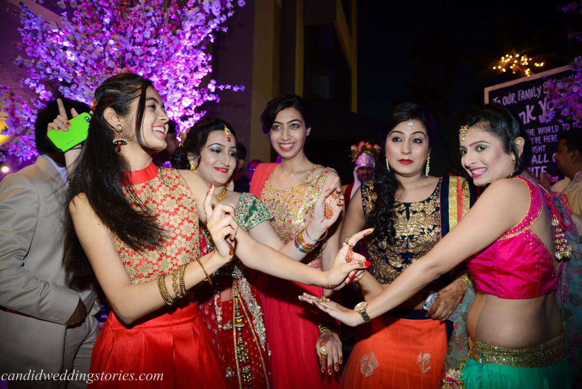 CANDID WEDDING STORIES-92